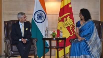 भारत दौरे पर श्रीलंकाई PM हरिनी अमरसूर्या: दिल्ली में विदेश मंत्री से मुलाकात, हिंदू कॉलेज में दिया संबोधन External Affairs Minister S Jaishankar Meet Sri Lanka PM Harini Amarasuriya in Delhi