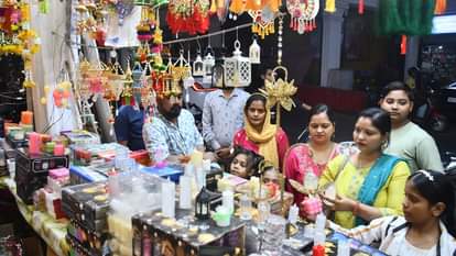 मुरादाबाद: गुरहट्टी से मंडी चौक के बीच बीस तक रूट डायवर्जन, दिवाली पर 82 प्वाइंटों पर तैनात रहेगी पुलिस Moradabad to have route diversions until the 20th; police to be deployed at 82 points on Diwali