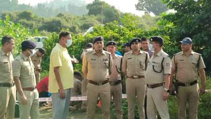 Telangana: तेलंगाना में कांस्टेबल की हत्या के आरोपी को पुलिस ने मार गिराया, फरार होने की कोशिश में चली गोली Telangana Police shot dead man accused of killing constable trying to escape snatch pistol