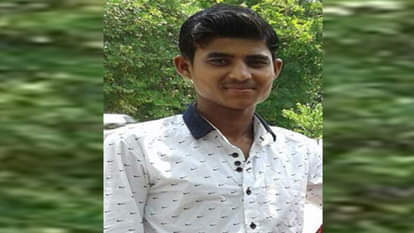Kanpur: जेल से छूटे आरोपी ने साथियों संग युवक को किया मरणासन्न, मौत से मचा कोहराम Kanpur: A man, along with his accomplices, was brutally beaten to death after being released from jail