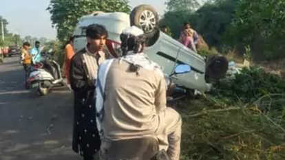जालंधर में हादसा: तेज रफ्तार कार ने बाइक को मारी टक्कर, उछलकर नाले में गिरा युवक; दम घुटने से मौत Man died in accident in Jalandhar