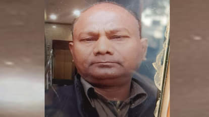 Kanpur: सड़क हादसों में तीन लोगों की गई जान, अलग-अलग थाना क्षेत्रों में हुईं घटनाएं Kanpur: Three people died in road accidents, incidents occurred in different police station areas