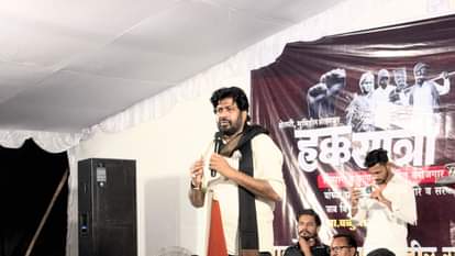 Maharashtra: 'आत्महत्या क्यों करें? विधायक को मार दो', पूर्व मंत्री ने किसानों को दी सलाह, बयान पर मचा बवाल Maharashtra Ex-MLA Bachchu Kadu tells farmers Kill MLAs instead of committing suicide