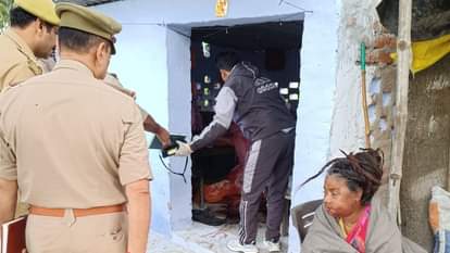 भाले से किया कत्ल: आश्रम में खून ही खून... इस विवाद में कारेदेवन मंदिर के पुजारी का कत्ल, पत्नी पर भी हमला Priest murdered, wife injured in Tantra-Mantra dispute in Rae Bareli