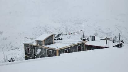 Himachal Weather: अटल टनल और लाहाैल घाटी में बर्फबारी, जरासू जोत में हिमस्खलन से 250 भेड़-बकरियों की मौत Himachal Weather Forecast Today: Snowfall in Lahaul Valley IMD Alert Aaj ka Mausam News in Hindi