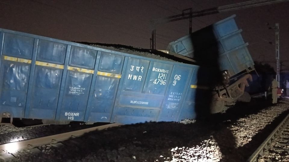 mathura train accident Train Derails Near Vrindavan Vande Bharat Shatabdi Among Trains Cancelled