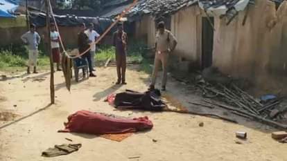 छत्तीसगढ़ में डबल मर्डर: रायगढ़ में पति-पत्नी की निर्मम हत्या से सनसनी, घर के आंगन में शव छोड़ भागे हत्यारे Raigarh Husband and wife brutally murdered