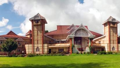 Himachal Tourism: सरकारी होटलों में एक नवंबर से 40 फीसदी तक मिलेगी छूट, HPTDC ने जारी किया विंटर डिस्काउंट Himachal Tourism Government hotels will offer up to 40% discount from November 1st HPTDC