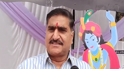 Aligarh News: सांसद सतीश गौतम ने स्वामी प्रसाद मौर्या को बताया मानसिक रूप से बीमार, यह भी बोले Aligarh MP Satish Gautam called Swami Prasad Maurya mentally ill