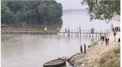 Bihar News: छठ महापर्व को लेकर झंझारपुर में घाटों की सजावट पूरी, सुरक्षा के पुख्ता इंतजाम Bihar News: Preparations for Chhath Mahaparv are complete in Jhanjharpur, with the ghats fully decorated.