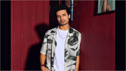 धनुष का दोस्त बनकर छाए प्रियांशु पेन्युली, बोले- आनंद एल. राय ने बुलाया तो सोचने का मौका ही नहीं मिला Dhanush Aanand L Rai Movie Tere Ishk Mein actor Priyanshu Painyuli Talks about his career and Movies