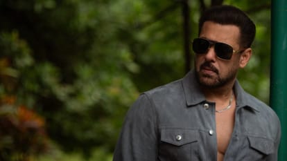 कभी सलमान पर लगाया था औरतों को पीटने का आरोप; झगड़े के 10 साल बाद एक्टर ने तोड़ी चुप्पी, बताया कैसे हैं रिश्ते Salman Khan Birthday special Shakti Kapoor says he has good relation with actor