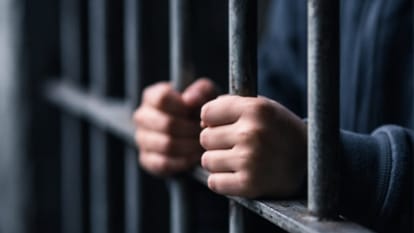 Roorkee: खेलते समय हुआ झगड़ा, 12 साल के बच्चे के सिर में डंडा मारकर हत्या, नाबालिग ने दिया वारदात को अंजाम Murder Roorkee 12-year-old boy killed by hitting him on head with a stick crime committed by a minor