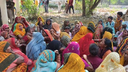 Kannauj: खोया बेचने निकले किसान की संदिग्ध मौत, कॉलेज के पास मिला शव; परिजनों का आरोप- हादसा नहीं हत्या हुई है Kannauj Farmer dies under suspicious circumstances while selling khoya family alleges murder