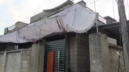 Punjab: कनाडा में टैक्सी चला रहे पंजाबी युवक की गोली मारकर हत्या, गांव दौलतपुरा नीवां में शोक की लहर Punjabi Youth Working as Taxi Driver in Canada Shot Dead Wave of Grief Sweeps Through Village Daulatpura Niwan