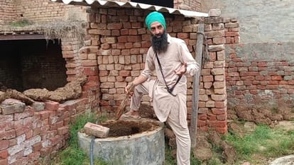 एलपीजी संकट: मोगा के किसान के घर बायोगैस से जल रहा चूल्हा, 15 साल पहले लगाए बीस हजार से बचाएं लाखों रुपये LPG Crisis Stoves at Farmer Nirmal singh Home in Moga Burn on Biogas