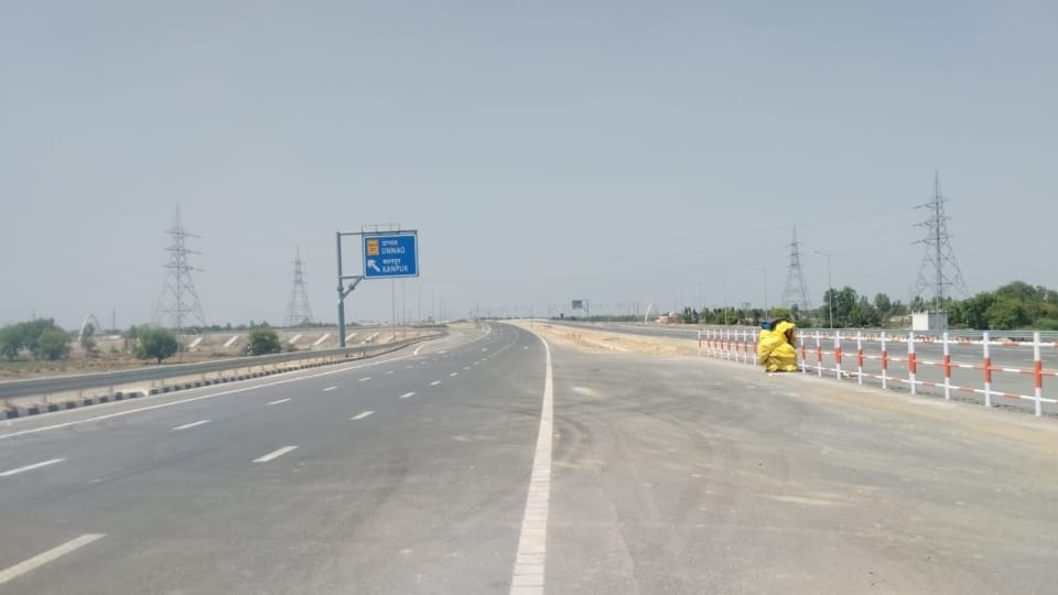 Ganga Expressway: फूड चेन से ढाबे, होटल और मोटेल तक, रेस्ट एरिया, ट्रॉमा सेंटर; एक्सप्रेस-वे पर ये खूबियां भी Ganga Expressway Country largest Greenfield From food chains to dhabas hotels and motels nine rest areas