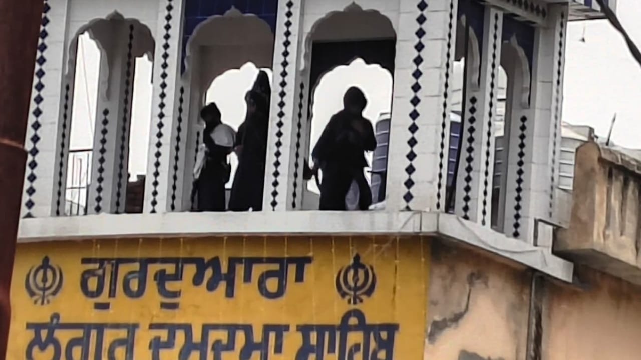Nagarasu Gurdwara Clash: तीर्थयात्री बनकर आए फिर बन गए संकट का कारण, नगरासू में क्यों बिगड़े हालात, कई सवाल Nagarasu Gurdwara Dispute Pilgrims Arrive for Hemkund Sahib Yatra Tensions Erupt Later Nihangs rudraprayag