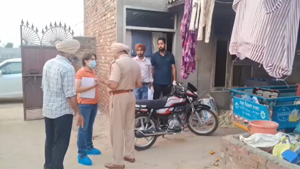 अफेयर और मर्डर: हाथ-पैर और मुंह बांधा, फिर कुल्हाड़ी से काट डाला, एक बेटी के बाप का घर बुलाकर क्रूरता से कत्ल Affair and murder Hands, legs and mouth tied then hacked to death with an axe in Faridkot