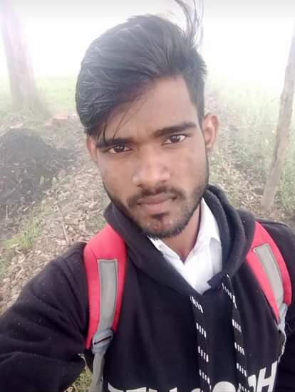 देवरिया: सड़क हादसे में परीक्षा देने जा रहे छात्र की मौत, मचा हड़कंप Death of a student going to appear in a road accident