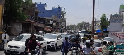Now there will be no long jam in vegetable market road municipality taken action to remove encroachments