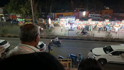 Rajgarh People of Rajgarh are crazy about simplicity of Digvijay reached gallery of Congress office