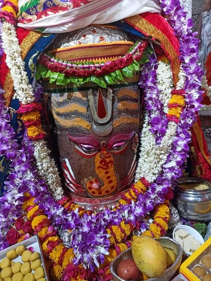 ujjain news : Baba Mahakal gave darshan in the form of Shri Ganesh in Bhasmarti
