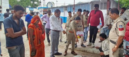 Damoh Woman Laborer Died due to Felling down stairs in UP .