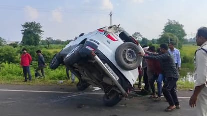 Three killed in collision between car and motorcycle in sagar