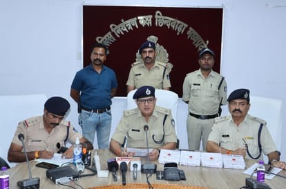 The addiction of online games has made a thief Kamthi Jewellers salesman steals jewellery worth Rs 7 lakh