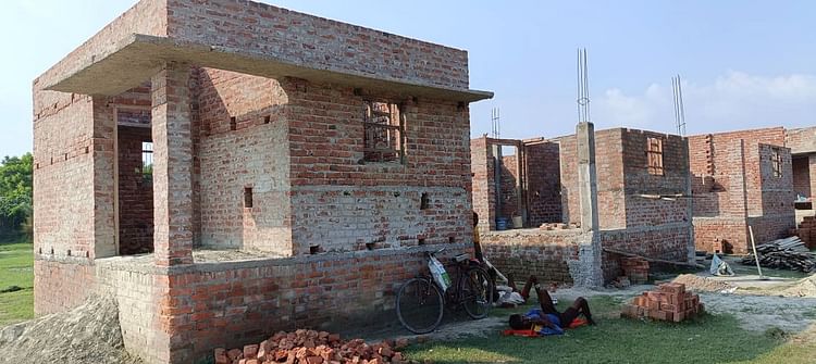 खबर शहर , झूठे केस में फंसाने की धमकी: मकान बनाने के नाम पर 29.50 लाख की ठगी, ठेकेदार का बहाना सुन पुलिस भी हैरान – INA खबर शहर , झूठे केस में फंसाने की धमकी: मकान बनाने के नाम पर 29.50 लाख की ठगी, ठेकेदार का बहाना सुन पुलिस भी हैरान – INA