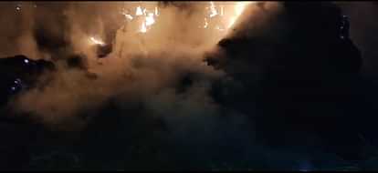 Sidhi News: किसानों की पांच महीने की मेहनत पर आग ने मचाया तांडव, धान की फसल जली Sidhi News Fire wreaked havoc on the five months of hard work of farmers paddy crop burnt