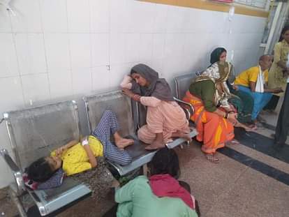 Banda News: उल्टी-दस्त के साथ गले में संक्रमण के मरीज भी बढ़े Along with vomiting and diarrhea, cases of throat infection also increased