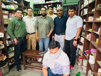 Rohtak News: मेडिकल स्टोर पर गर्भपात कराने की 18 किट बरामद 18 abortion kits recovered from medical store