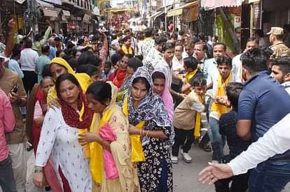 Saharanpur News: हरे कृष्णा का जप कर खींचा श्री जगन्नाथ जी का रथ Shri Jagannath's chariot was pulled by chanting Hare Krishna