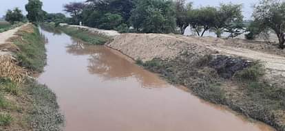 Sirsa News: घग्गर के कमजोर तटबंधों को मजबूत करने में जुटा विभाग The department is busy strengthening the weak embankments of Ghaggar