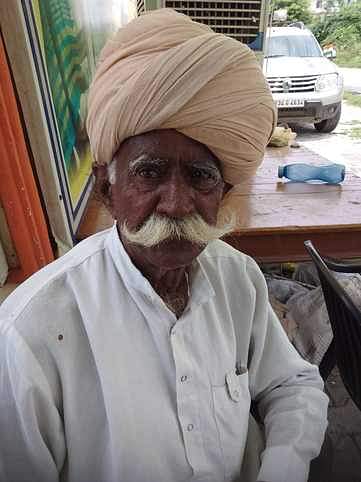 Mahendragarh-Narnaul News: हल्की बारिश में हुडा सेक्टर की सड़क हो जाती है जलमग्न, लोगों को बढ़ी परेशानी Huda Sector road gets submerged in light rain, people face increased problems
