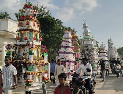 Amethi News: कर्बला में नम आंखों से दफन किए ताजिये Tajias buried with teary eyes in Karbala
