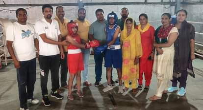 Charkhi Dadri News: 70 प्लस किलोग्राम वर्ग में मुक्केबाज मयंक बना विजेता mayank won in boxing Charkhi Dadri News
