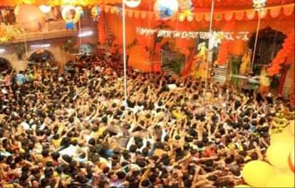 बांकेबिहारी मंदिर: शरद पूर्णिमा पर बांसुरी धारण करेंगे ठाकुरजी...दर्शन को लेकर कमेटी और सेवायत आमने-सामने Banke Bihari will give darshan with flute on Sharad Purnima