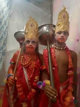 Kurukshetra News: रामलीला में कुलवंत की तीन पीढ़ियां निभा रहीं किरदार Three generations of Kulwant are playing roles in Ramlila