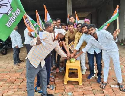 Ambedkar Nagar News: युवा कांग्रेस ने सरकार पर लगाया नौकरी न देने का आरोप Youth Congress accused the government of not providing jobsYouth Congress accused the government of not providing jobs