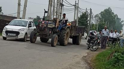 Yamuna Nagar News: राज्य राजमार्ग पर मधुमक्खियों ने 15 लोगों को काटा 15 people stung by bees on state highway