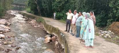 Kangra News: विधायक पवन काजल ने किया देहरियां का दौरा MLA Pawan Kajal visited Dehriyan
