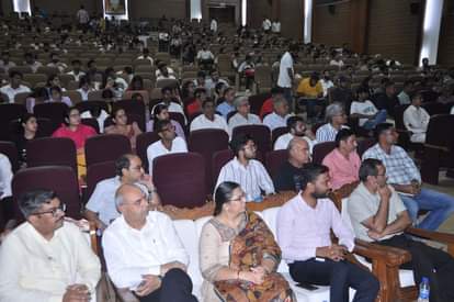 Rohtak News: उद्योगों को सुगम बनाने के लिए 31 दिसंबर तक 23 मुद्दों पर निर्णय लेगी सरकार To facilitate industries, the government will take decisions on 23 issues by December 31.
