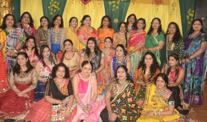 Meerut News: महिलाओं ने डांडिया नृत्य किया Women performed Dandiya dance