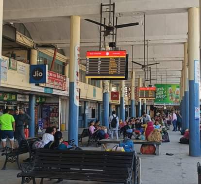 Hamirpur (Himachal) News: दिवाली पर घर आए लोगों की सुरक्षित वापसी सुनिश्चित करेगा एचआरटीसी HRTC to ensure safe return of people who came home for Diwali