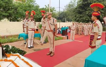 शहीद जवानों की शहादत को कभी भुलाया नहीं जा सकता: सुमित कुमार The sacrifice of our martyred soldiers can never be forgotten: Sumit Kumar