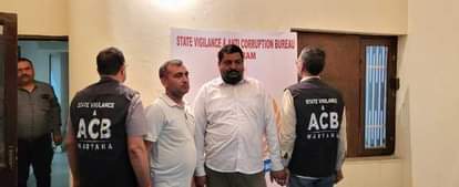 Mahendragarh-Narnaul News: क्लर्क और बिचौलिया 40 हजार रुपये रिश्वत लेते रंगे हाथ गिरफ्तार Clerk and middleman arrested red-handed while accepting bribe of Rs 40,000