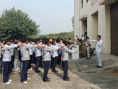 महिलाओं की सुरक्षा समाज की सामूहिक जिम्मेदारी : संतोष देवी The safety of women is the collective responsibility of the society: Santosh Devi